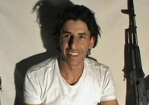 Incredibil! Teroristul din Tunisia a consumat droguri înainte de măcel şi râdea în timp ce împuşca turiştii