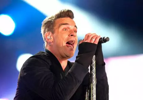 Robbie Williams, ACCIDENT RUTIER în Capitală