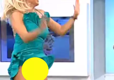 O prezentatoare TV de la noi, cu CHILOȚII LA VEDERE, în direct! Ce au văzut telespectatorii | FOTO