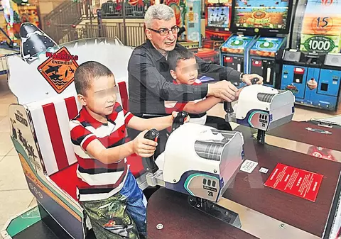 EXCLUSIV | Cine plătește VACANȚA lui Silviu Prigoană și a copiilor și ce DESTINAȚII au