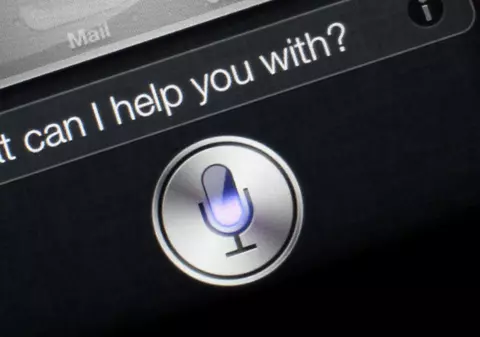 De-ale lui Siri: 7 răspunsuri amuzante ale asistentei virtuale Apple