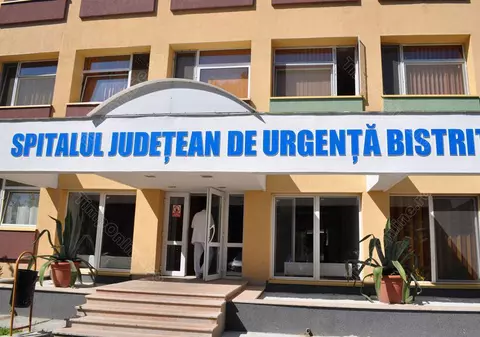 Strigător la cer! Un tânăr cu fractură de femur a fost tratat de medici doar cu vitamine 