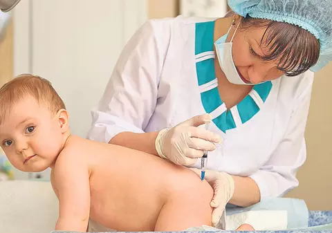 Îţi vaccinezi copilul sau nu? Uite ce arată statisticile!
