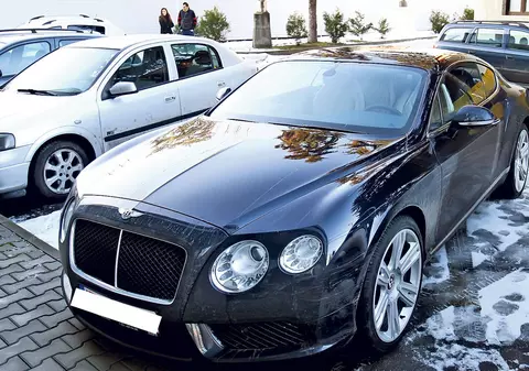 Mircea Rednic îi face în ciudă lui Vasile Turcu: conduce un Bentley Continental GT, ca a lui John Terry