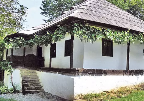 Casele bunicilor, readuse la viaţă