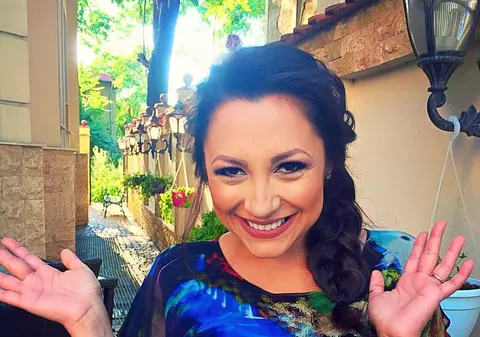 Imagine adorabilă cu Andra şi cu fiica ei, Eva. Ce i-a urat solista fetiţei, de Sf. Maria