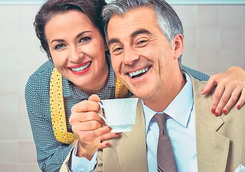 Iată cum erau învăţate femeile, acum 80 de ani, să fie bune neveste!