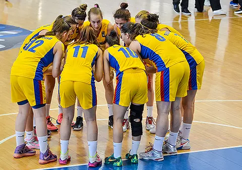 Învinsă de Suedia, România va juca pentru locurile 5-8 la Europenele U18 de la București!