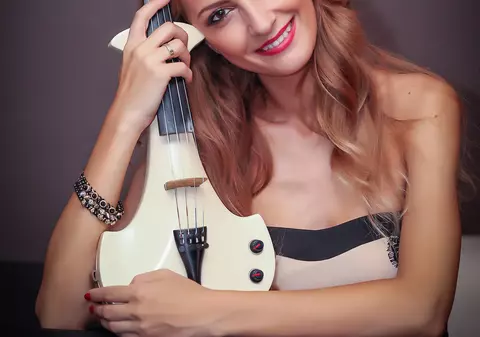 Andreea (Amadeus) s-a reorientat. Află cu ce se ocupă acum nepoata Mihaelei Runceanu!