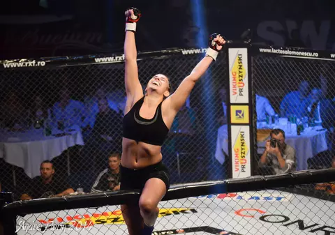 Pe 31 august, în Gala RXF 19, la Galaţi vine Uraganul Katrina! GALERIE FOTO