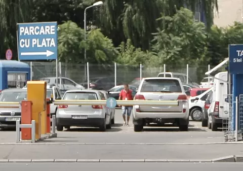 20 de lei/oră, cea mai scumpă parcare din țară! E în București și te arde la buzunare