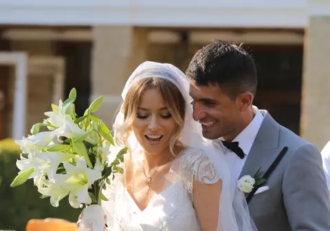 Laura Cosoi a făcut publice pozele de la nuntă! Detaliile au ieșit acum la iveală!