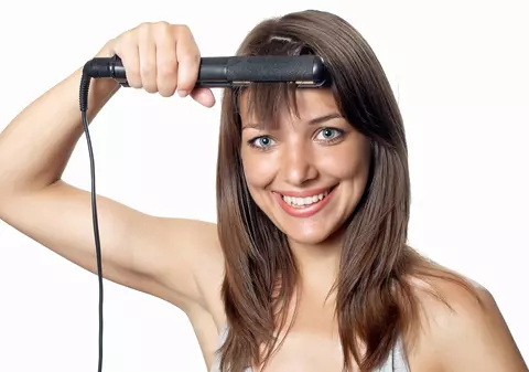 Cum alegi o placă de îndreptat părul?