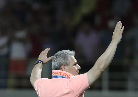 Marius Șumudică rămâne cu picioarele pe pământ: “Avem 40% șanse de calificare”