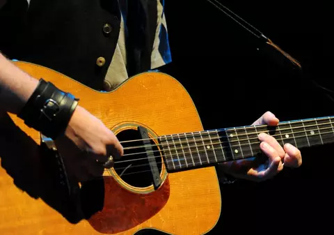 Despărțire bombă în showbiz! Un celebru cântăreț a divorțat de soția lui după 23 de ani de căsnicie