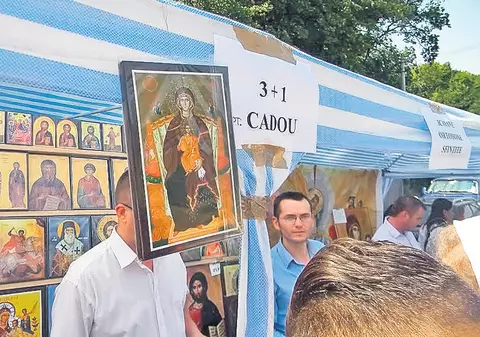 Slujitorii Bisericii au învăţat regulile marketingului modern de la marile lanţuri comerciale