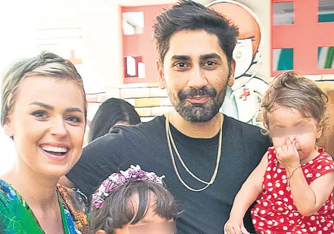 Misha intră din nou în studio