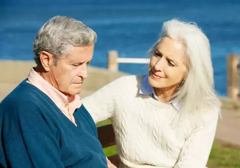 ALARMANT! Demenţa va deveni o boală de 1.000 de miliarde de dolari, în 2018