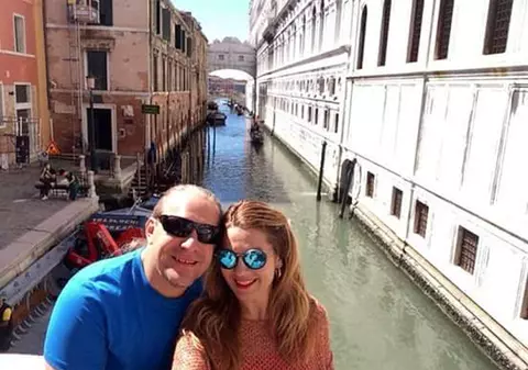 A petrecut luna de miere înaintea nunții! Vali Crăciunescu și-a luat rămas‑bun de la burlăcie în stilul lui