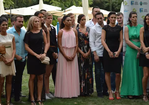 CSM București și-a prezentat echipele de handbal feminin și masculin. Distracție de gală