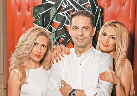 Am aflat cum ţine Dan Negru blondele la distanţă, ca să nu-şi supere nevasta