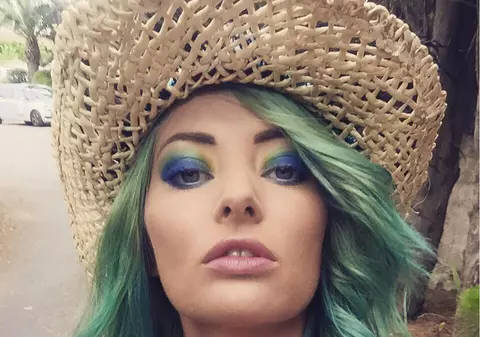 Delia, LOOK ȘOCANT! Și-a speriat fanii: ”Parcă ești din Predator” | FOTO