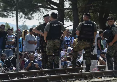 Grecia și Macedonia, nevoite să facă față celei mai grave crize a refugiaţilor de după al II-lea Război Mondial