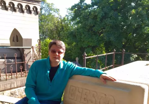 Fuego a ajuns la cimitir! Află motivul. Foto