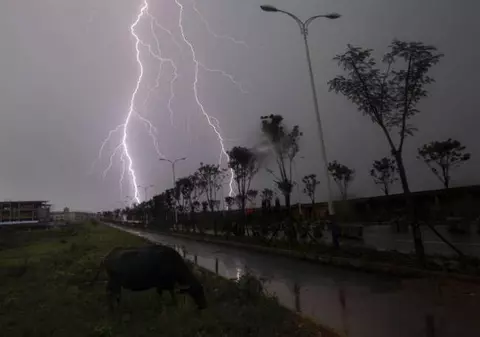 Prognoza meteo pe două săptămâni. Când încep PLOILE
