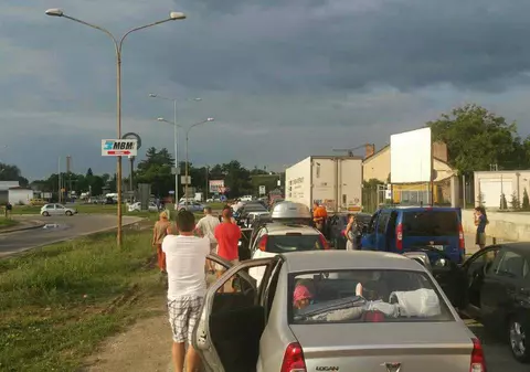 Cozi infernale la podul Giurgiu-Ruse din cauza lucrărilor! Vezi rutele ocolitoare pentru Bulgaria FOTO