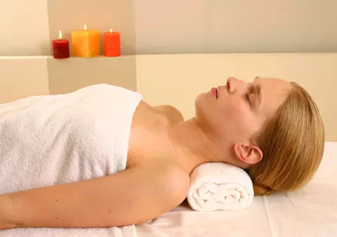 N-ai fi crezut una ca asta! De ce e bine să dormim GOI