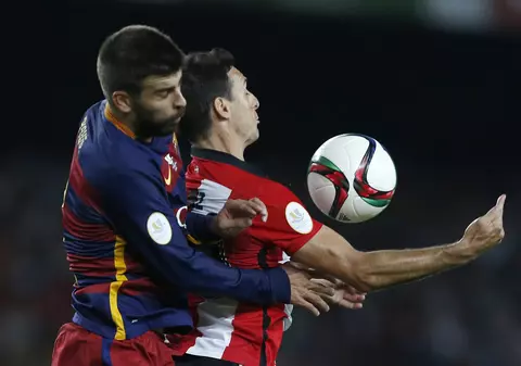 Barcelonezul Pique l-a înjurat de mamă pe arbitrul asistent al meciului cu Bilbao / VIDEO