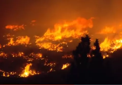 Catastrofă în SUA! Cele mai devastatoare incendii din istorie | VIDEO