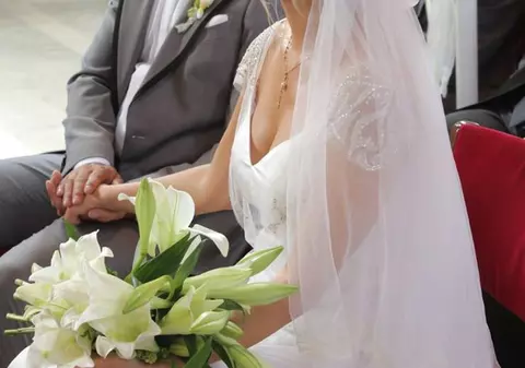 Laura Cosoi ține la tradiții. Ce face în prima zi după nuntă | FOTO