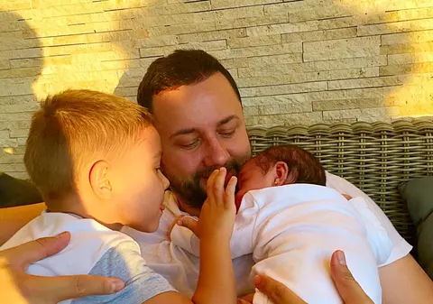 Emoționant! Ce poză a postat Măruță cu cei doi copii ai săi!