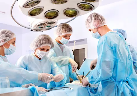 Târgu Mureş: Primul transplant de cord din acest an, operaţia a durat şapte ore