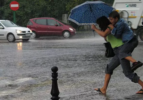 Atenționare meteorologică. Cod galben de instabilitate în mai multe zone din țară