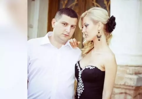 Ăștia sunt Bonnie și Clyde de România! Un cuplu de români care fura statul cu ajutorul boschetarilor a fost prins în Anglia  