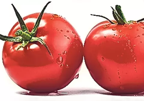 Sunt roşiile cu ţugui cancerigene sau nu? 8 mituri alimentare foarte actuale