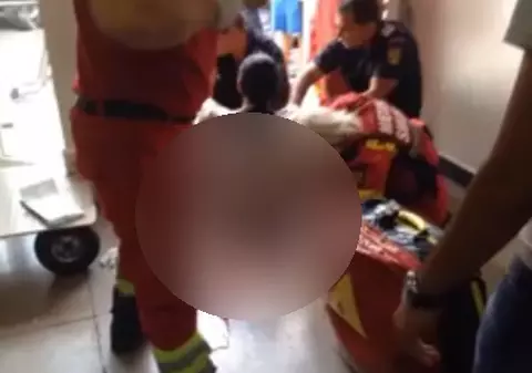 ATENȚIE, IMAGINI ȘOCANTE | Femeia înjunghiată de iubitul ei, la Obor, imediat după atac | VIDEO