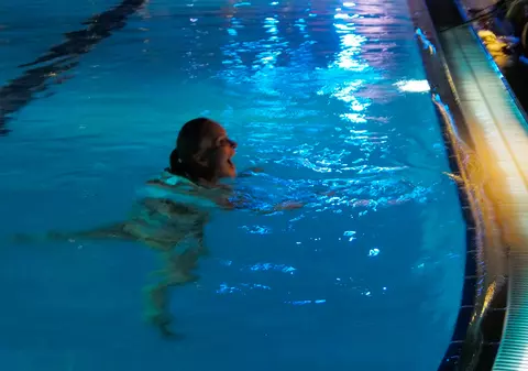 EXCLUSIV | Dezmăț ca la 20 de ani! Vica Blochina, chef de pomină la 40 de ani| FOTO