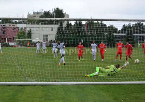 Rapidiştii au renunţat la grevă şi au făcut egal cu Al-Ittihad Kalba. ”Răbadarea noastră s-a cam dus”