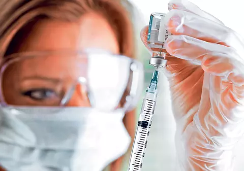 Peste câțiva ani, vom avea vaccin universal