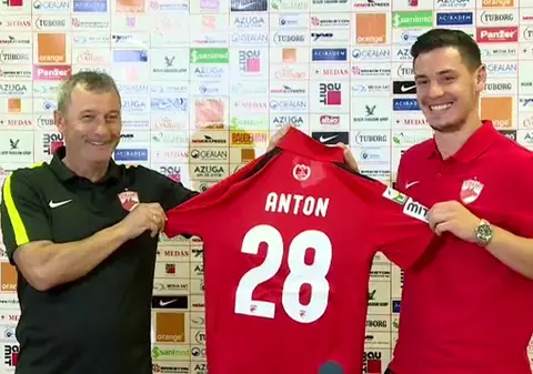 Paul Anton, prezentat oficial la Dinamo: "Rednic a fost motivul principal pentru care am venit"