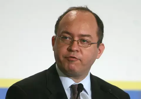 Bogdan Aurescu, noua variantă vehiculată de premier PSD - Surse