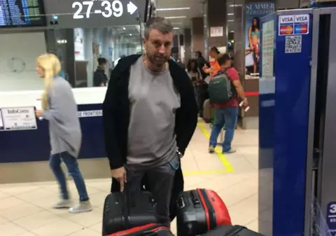 Cătălin Botezatu prezintă modă la Luvru