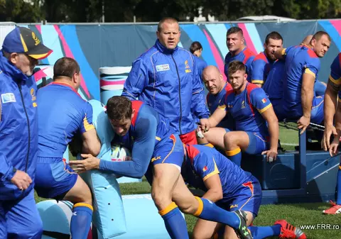 Selecționerul Românei, Lynn Howell, a anunțat echipa de start pentru meciul cu Franța, debutul ”stejarilor” la Cupa Mondială la rugby
