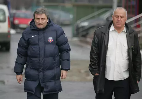 Nume mari ale fotbalului românesc au fost cooptate în echipa FRF. Pe cine a adus Stoichiță