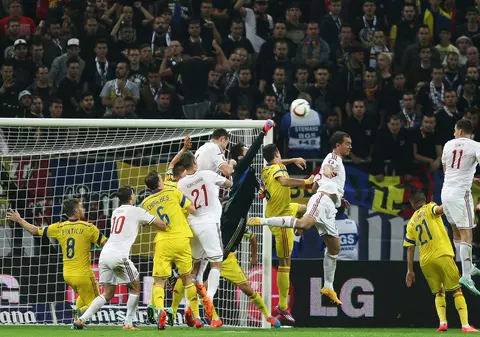 Când era copil, Tătărușanu mânca clătite în timpul meciurilor naționalei