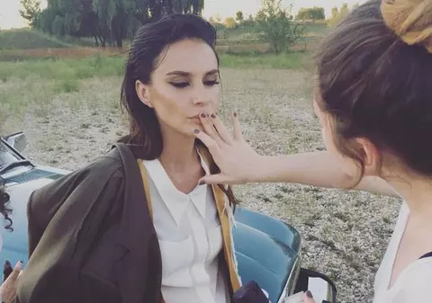 Nici nu zici că e ea! Uite-o pe Adelina Chivu, în rol de fotomodel!